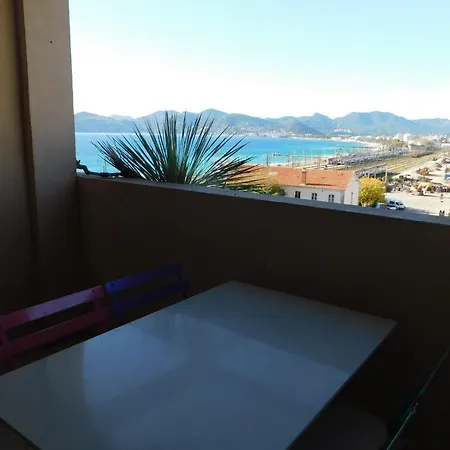 Charming Air-conditioned T2 La Boccawith Sea View And Swimming Pool Apartment *